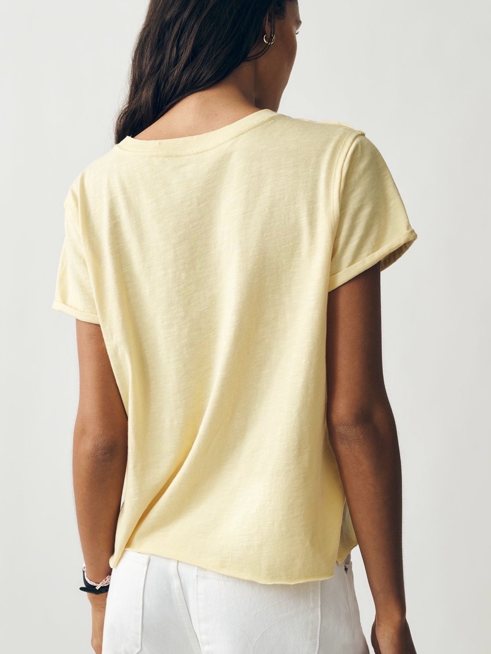NWT Nikki Ackerman Dachshund Graphic Tee Small Yellow Weenies and Martinis Antho - Picture 3 of 9